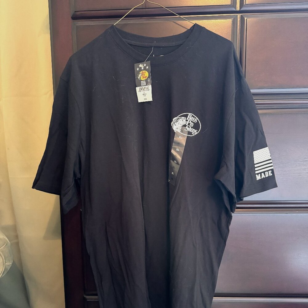 NWT - Men's Bass Pro Shop t-shirt